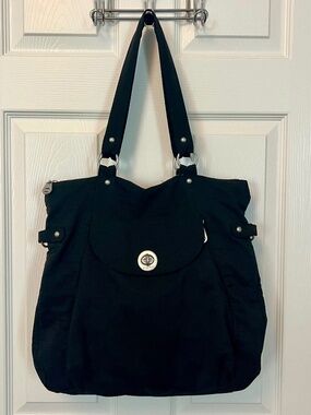 Baggallini Black Nylon Shoulder Bag Turnlock Hobo Travel Tote Purse Handbag